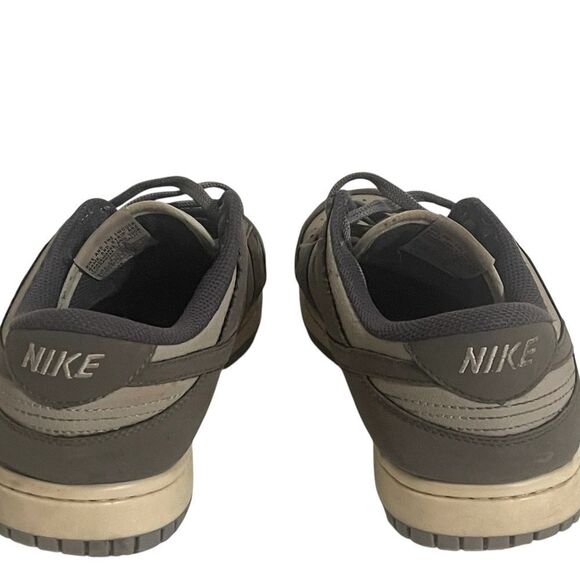 Nike Dunk Low Retro SE Leather Size 11 Mens - Picture 9 of 13